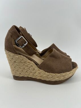 Wild Diva Brown Wedge Sandals with Ankle Straps Women's Size 7